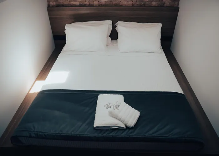 Zake Luxe Maison