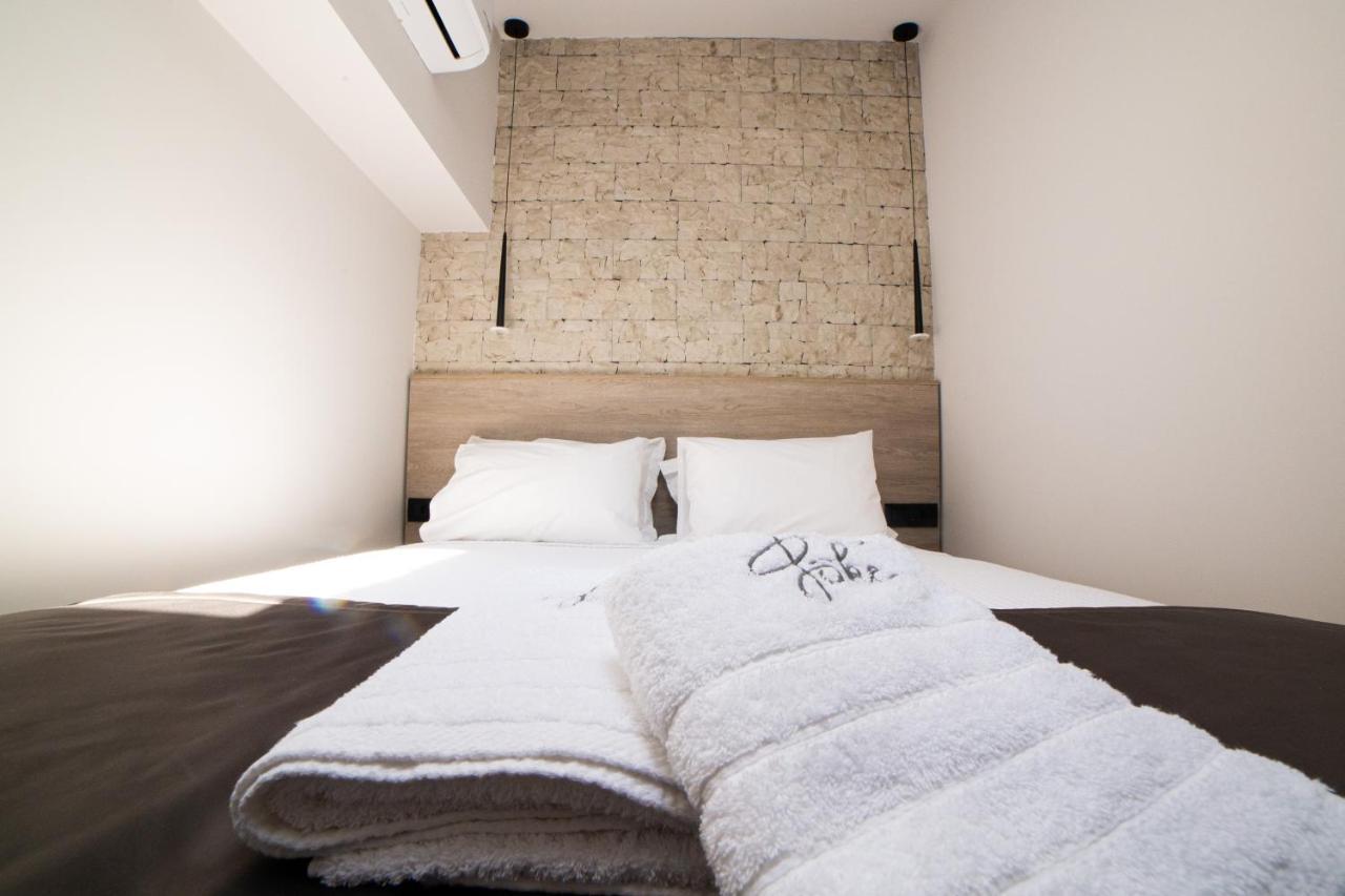 Zake Luxe Maison